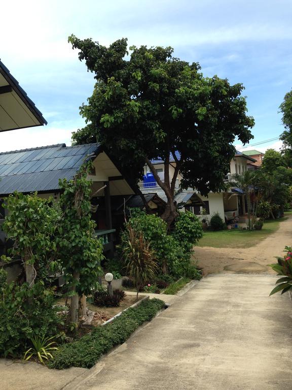 Light In Bungalow Haad Rin Bagian luar foto